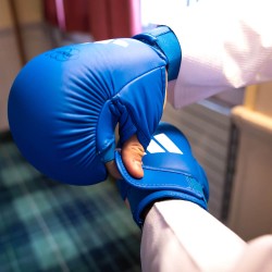 Καράτε Γάντια adidas Προστασία Αντίχειρα WKF Εγκεκριμένα - 661.23