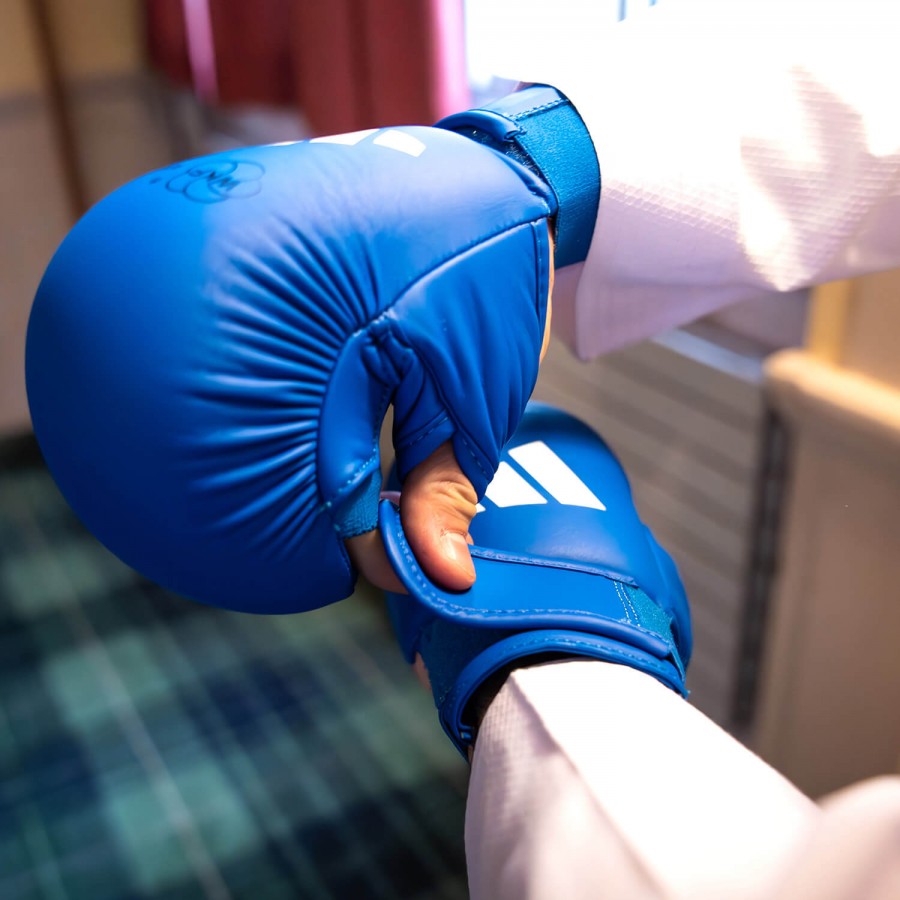Καράτε Γάντια adidas Προστασία Αντίχειρα WKF Εγκεκριμένα - 661.23