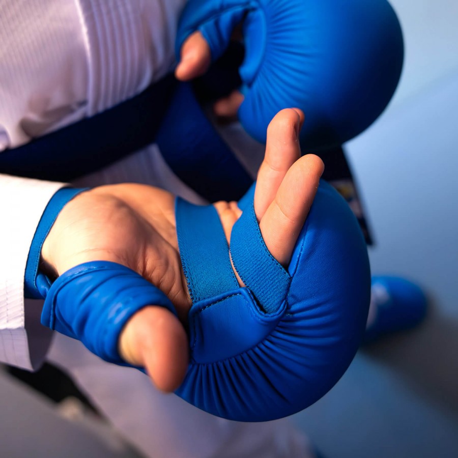 Καράτε Γάντια adidas Προστασία Αντίχειρα WKF Εγκεκριμένα - 661.23