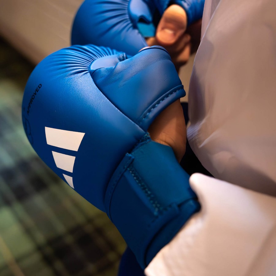 Καράτε Γάντια adidas Προστασία Αντίχειρα WKF Εγκεκριμένα - 661.23
